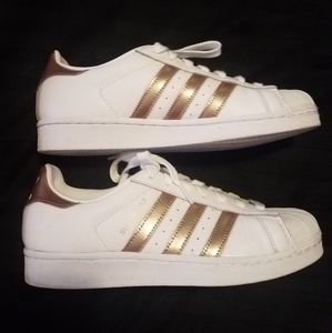 Adidas shoes size 9